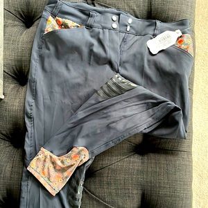 NWT Woman’s TuffRider EcoRider Breeches w/ floral detail.
